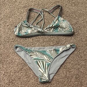 Tropical Leaf Print Bikini Set